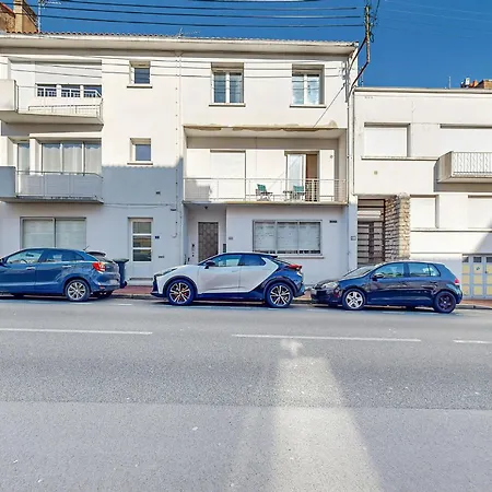 1 Bedroom Stunning In Apartment Royan